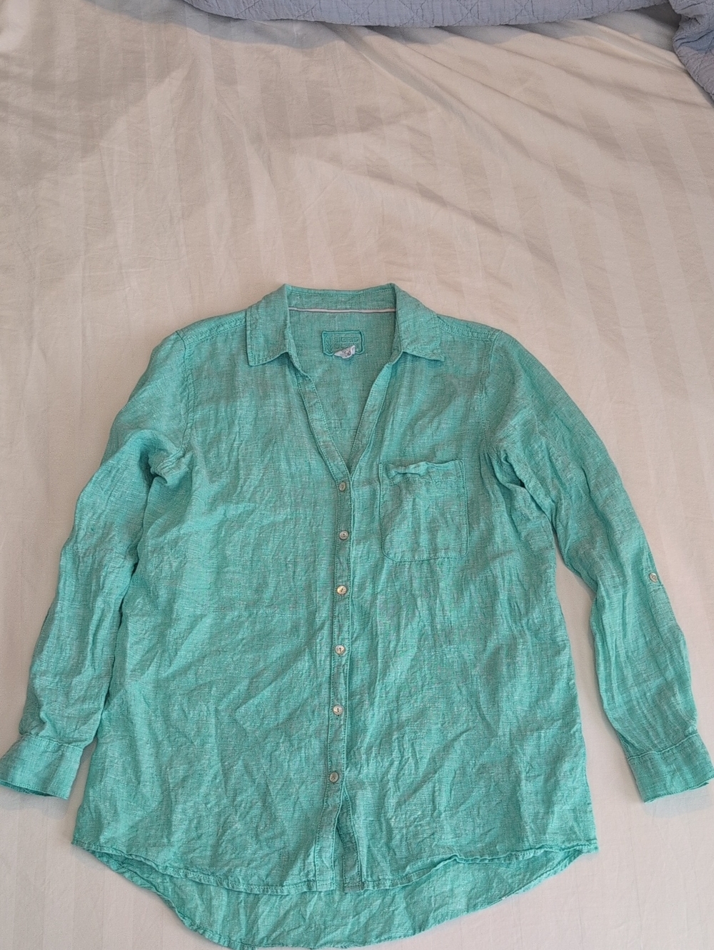 Linen Teal Long-Sleeve Button-Up Shirt